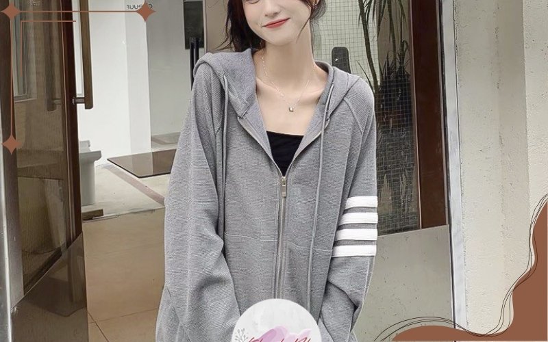 Áo khoác 3 sọc ngang phong cách thể thao