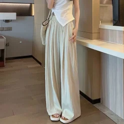 quần vải nhăn be